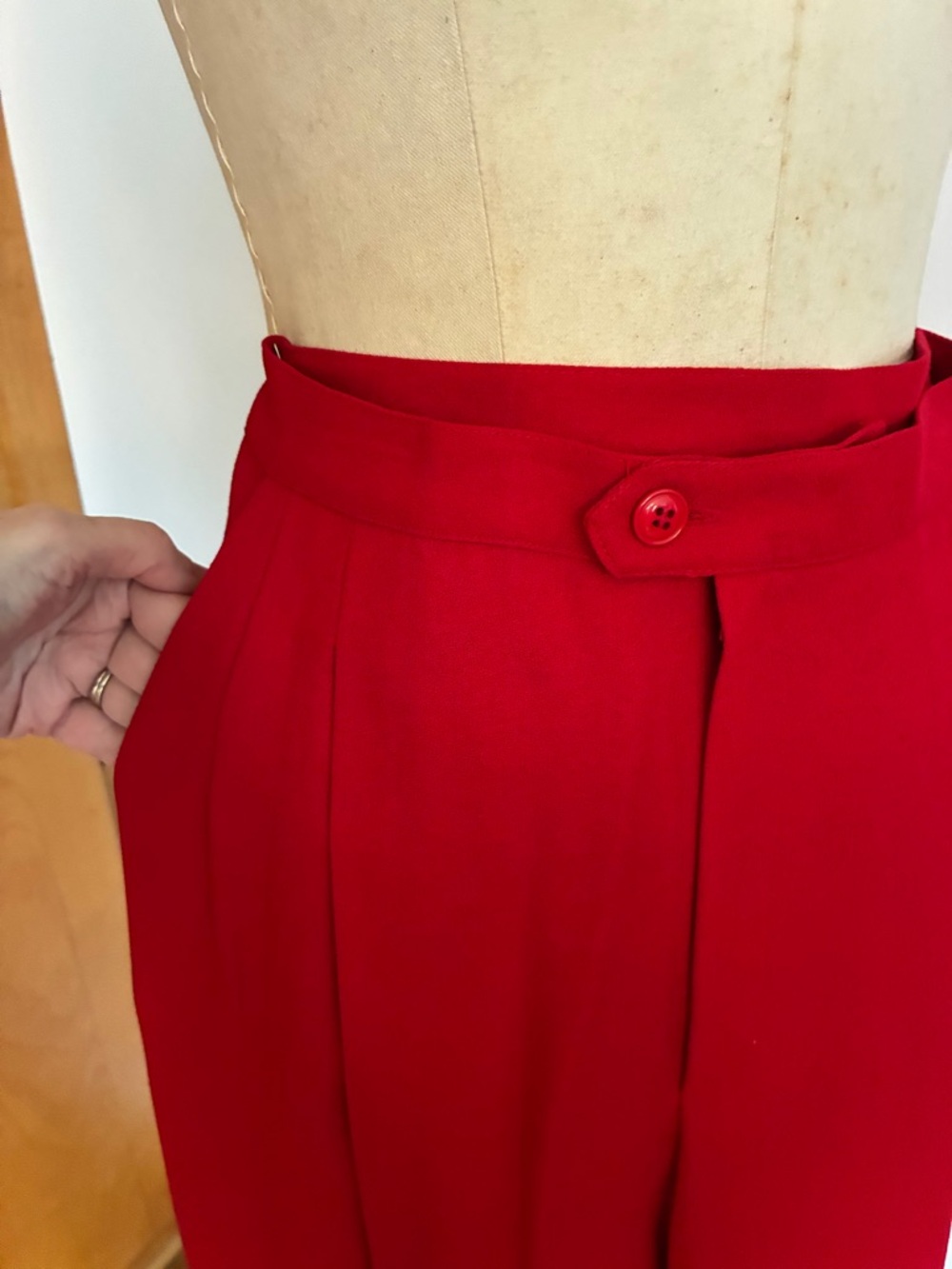 Kasper ASL Red 3 Piece Ensemble “Mad Men” Inspired Rayon Power Suit 60s Vibe - Picture 15 of 16